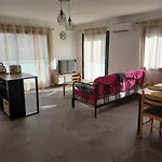 Le Rendez Vous De L'ete Apartment *