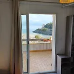 Le Rendez Vous De L'ete Apartment *