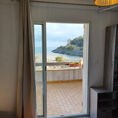 Le Rendez Vous De L'ete Apartment *