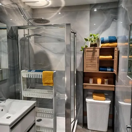 Le Rendez Vous De L'ete Apartment *